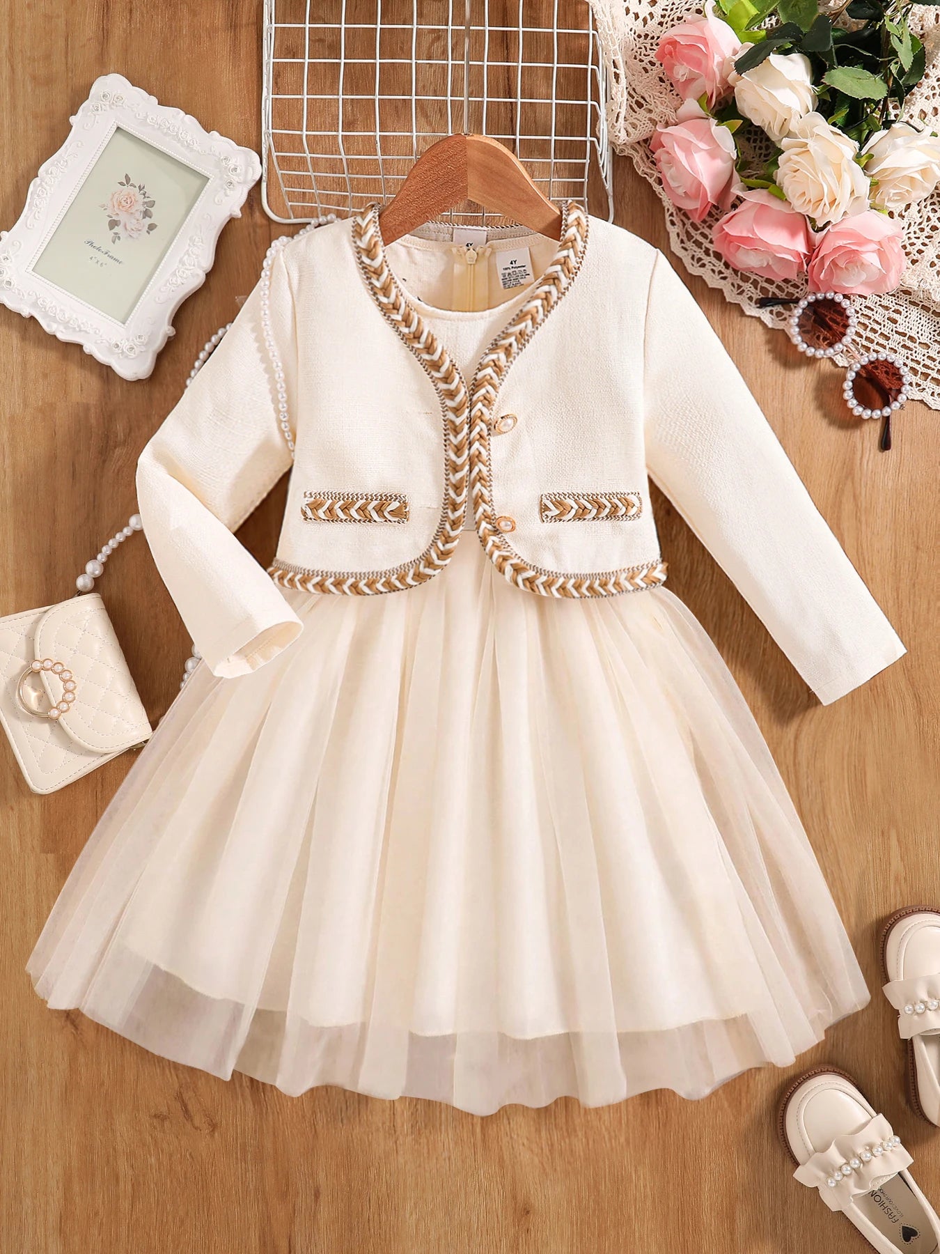 Girls' Autumn Fluffy Princess Dress | Cute White A-Line Tulle Party Gown | Three-Quarter Sleeve Knee-Length Toddler Birthday Outfit for 4-6 Years Luxegan