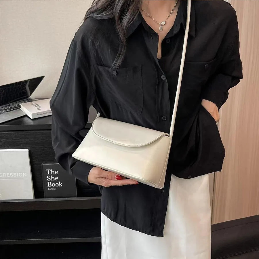 Internet Celebrity Retro Small Bag for Women | Autumn and Winter New Trendy Crossbody Bag & Fashionable One-Shoulder Bag Luxegan