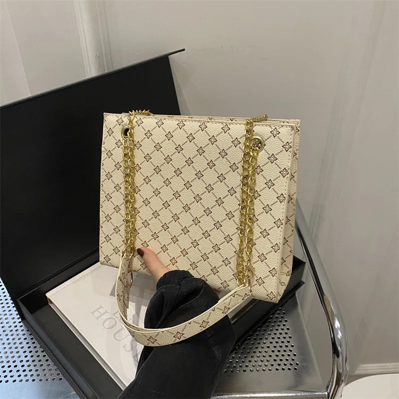 Fashionable Commuting Tote Bag | Women's Retro Casual Chain Shoulder Bag & Large Capacity Handbag Luxegan