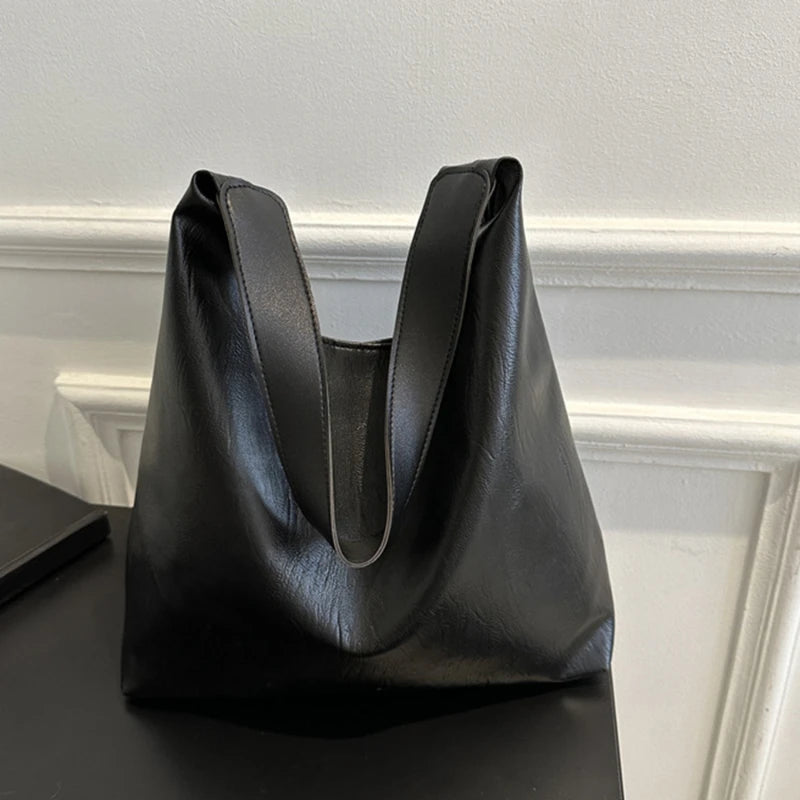Vintage Soft PU Leather Ladies Shoulder Bag | Commuter Large Handbag & Women's Versatile Tote Underarm Bag (Quality Design)