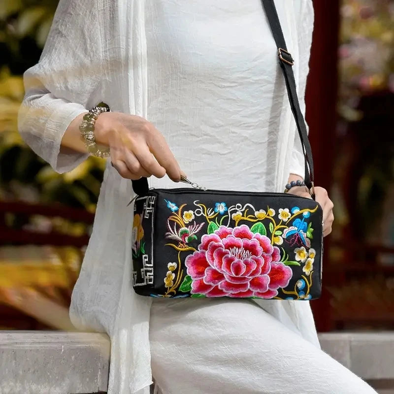 Retro Women Shoulder Bag | Multi Floral Embroidery Bohemia Ethnic Retro Coin Purse Handbags | Canvas Small Messenger Bag Luxegan