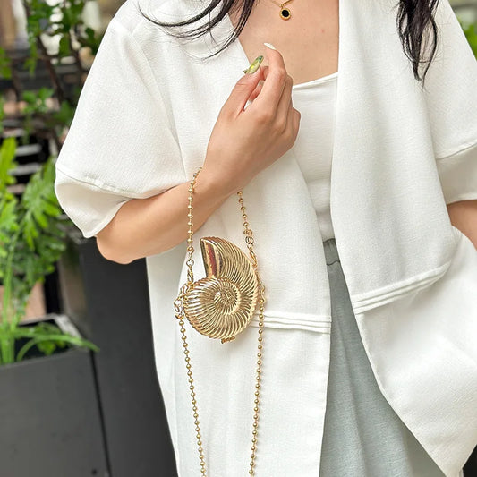 New Metal Mini Conch Bag for Women | Designer Luxury Frame Shoulder Bag | Fashionable Metallic Shell Makeup Bag | Unique Conch Crossbody & Lipstick Purse with Chain Luxegan