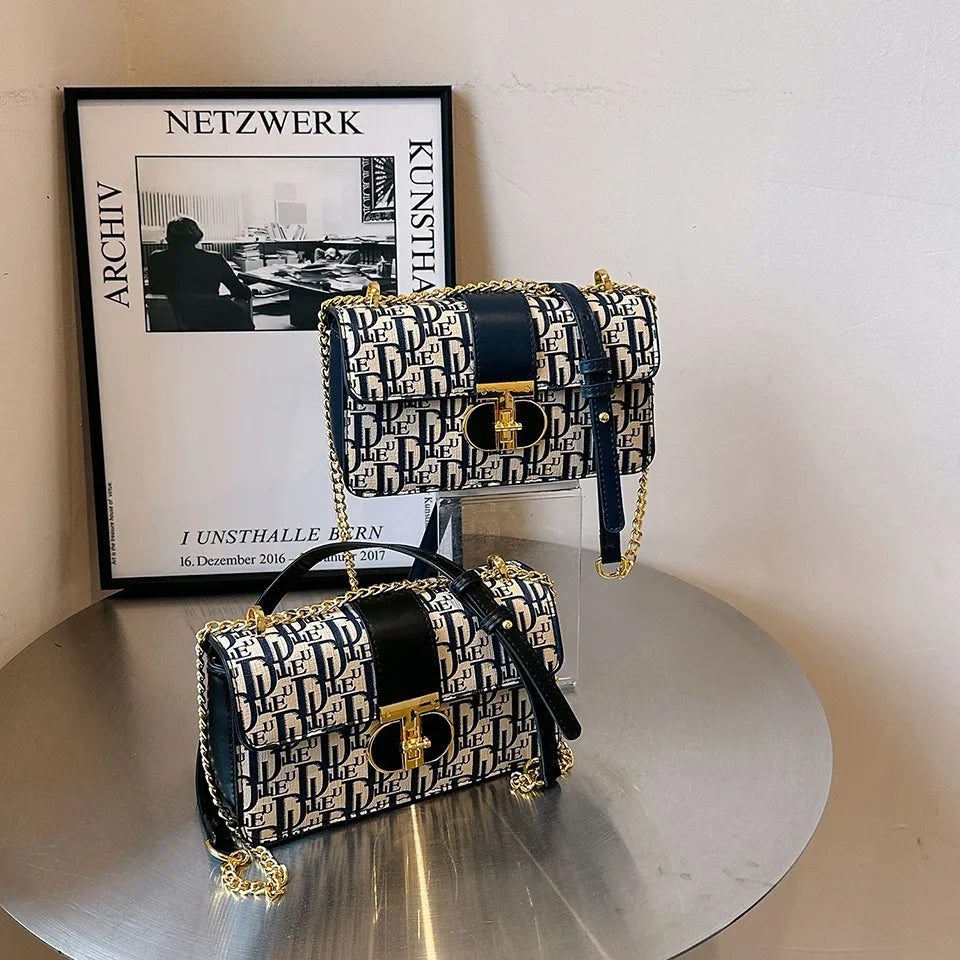 Letter Print Lock Luxury Handbags | Women's Shoulder Bags & Designer Crossbody Purses (Chain Strap Clutch Bag) Luxegan