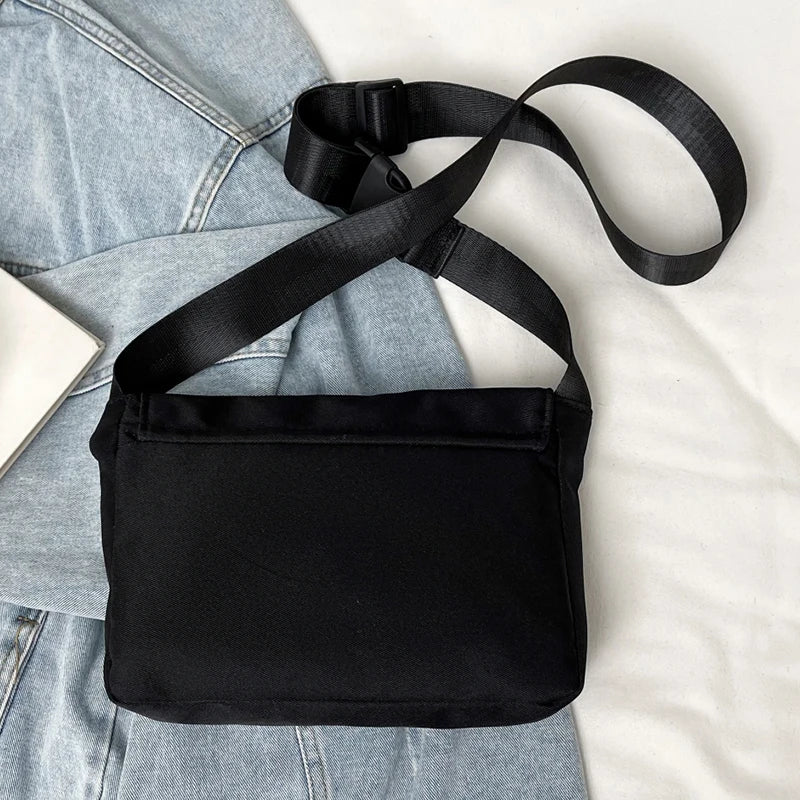 New style trendy casual crossbody bag, version stylish shoulder bag, versatile small and unique messenger bag Luxegan