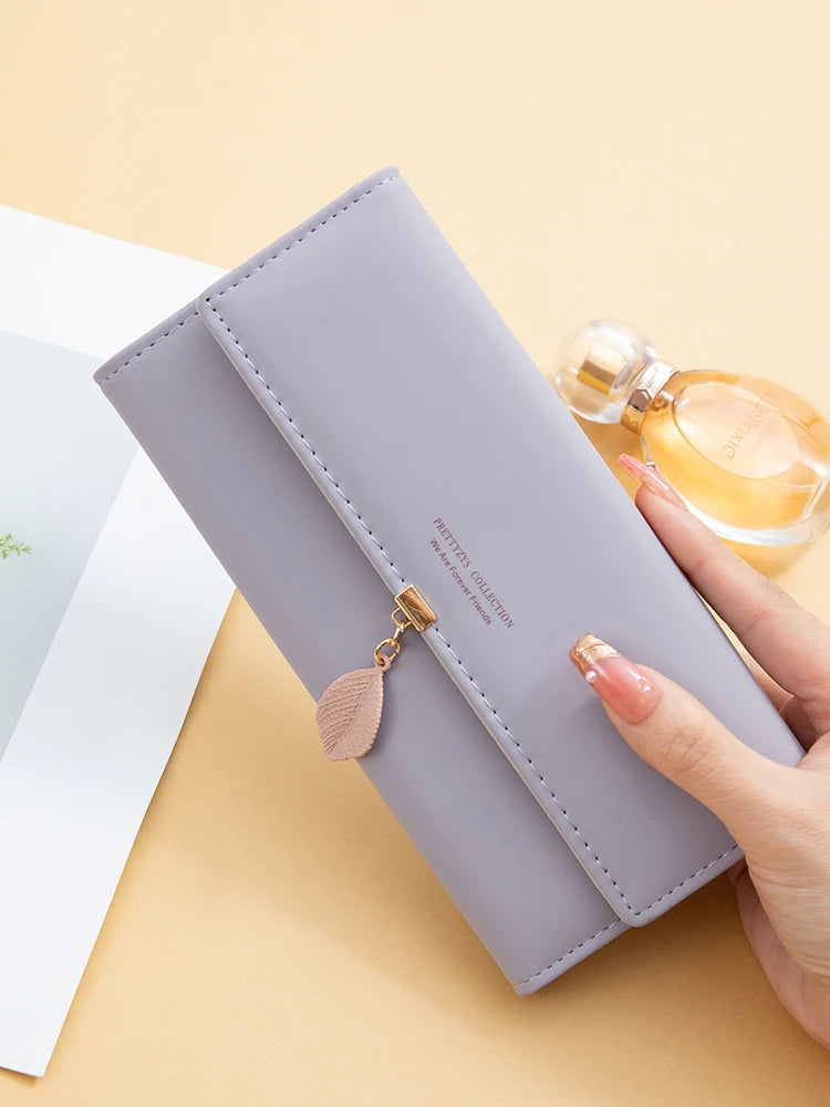 Hot Selling Spring and Summer New Women's Bag | Japanese and South Korean Small Fresh Leaf Pendant Three-Fold Bag Luxegan