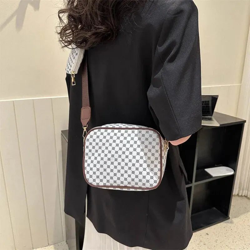 PU Leather Plaid Casual Tote | Moderate Hardness Vintage Handle Crossbody Bag Luxegan