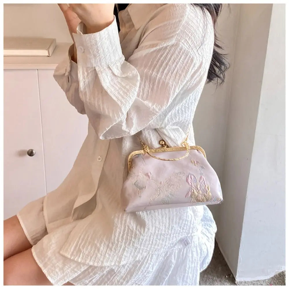 Fashion Silk Chinese Style Handbag | Retro Embroidery Shell Bag | Elegant Minaudière Shoulder & Crossbody Bag | Traditional Artisan Single-Strap Ladies' Purse Luxegan