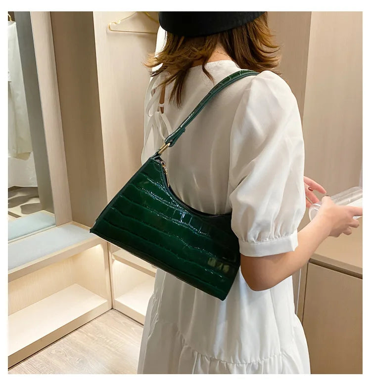 Retro PU Leather Tote | Casual Chain Shopping Bag Luxegan