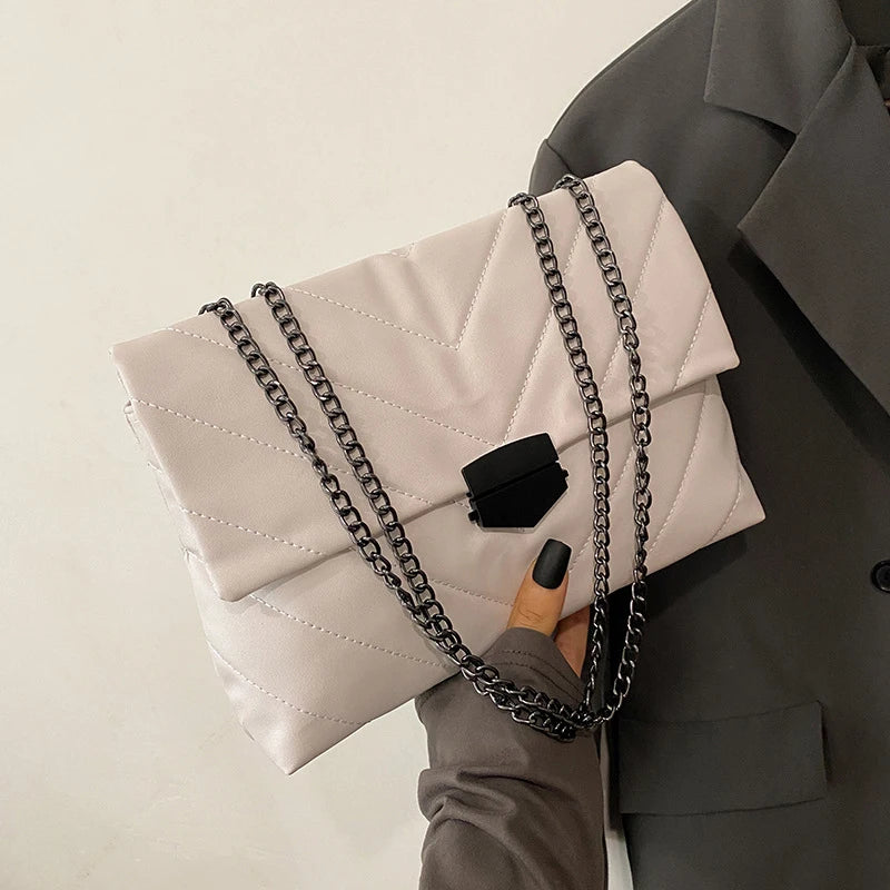 New Lingge Design Women Shoulder Bag | Crossbody Handbag for Female Leisure Large Capacity Chain Underarm Messenger Bag Luxegan