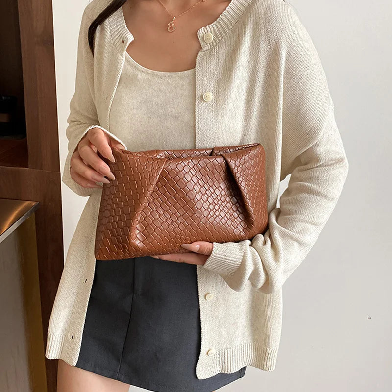 Bolso de mano multifuncional de moda para mujer, cartera de noche con patrón en relieve, gran capacidad, bolsillo para teléfono, monedero de lujo para mujer