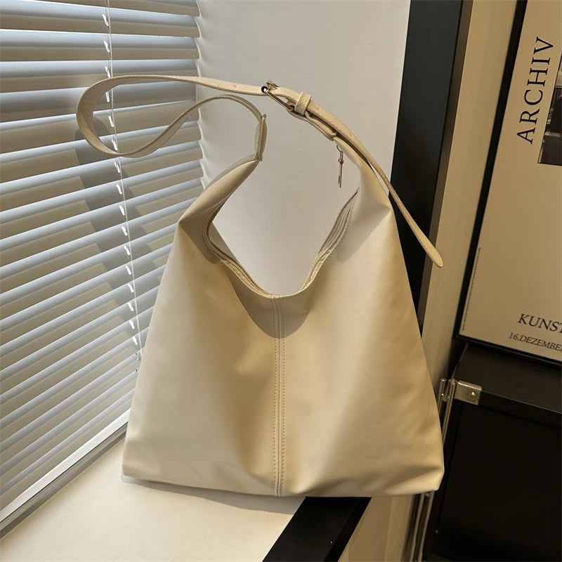 PU Leather Solid Hobo Bag | Soft Trendy Retro Large Capacity Commute Tote Luxegan