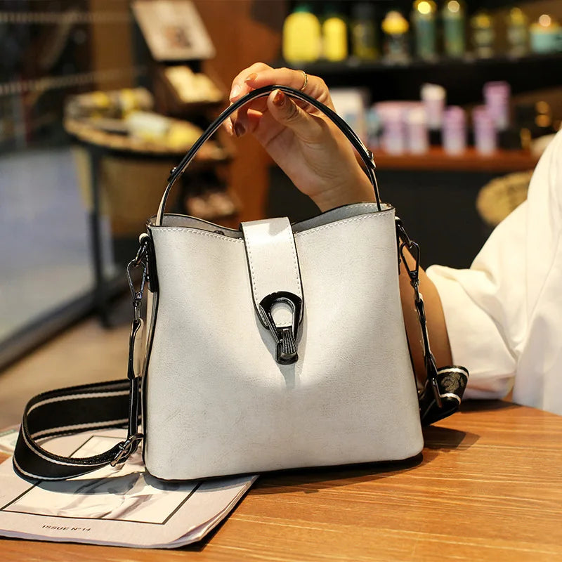 100% Genuine Leather Women's Handbag | Crossbody Bag, Ladies' Retro Shoulder Bag, Commuter & Shopping Bag