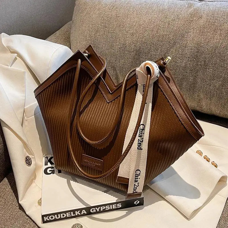 Korean Style "Big Bag" Women's Casual Tote | Versatile All-Match Commuter Shoulder Bag | Fashionable Student Handbag with Ribbon Decoration | High-Quality PU Leather Daily Carry (Model ZY052) Luxegan
