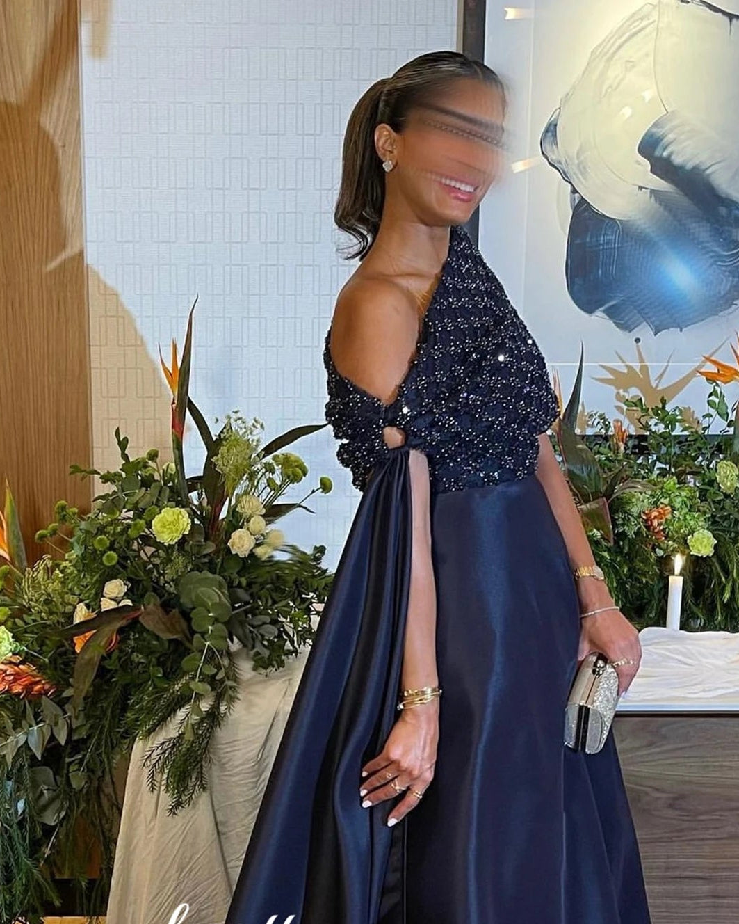 Women's Luxurious Dark Blue Evening Dress | Bead Embroidered Satin Cocktail Gown | Elegant Sweetheart Floor-Length Formal Party Dress | Premium Non-Woven Sleeveless A-Line Robe De Cocktail with Built-in Bra Luxegan