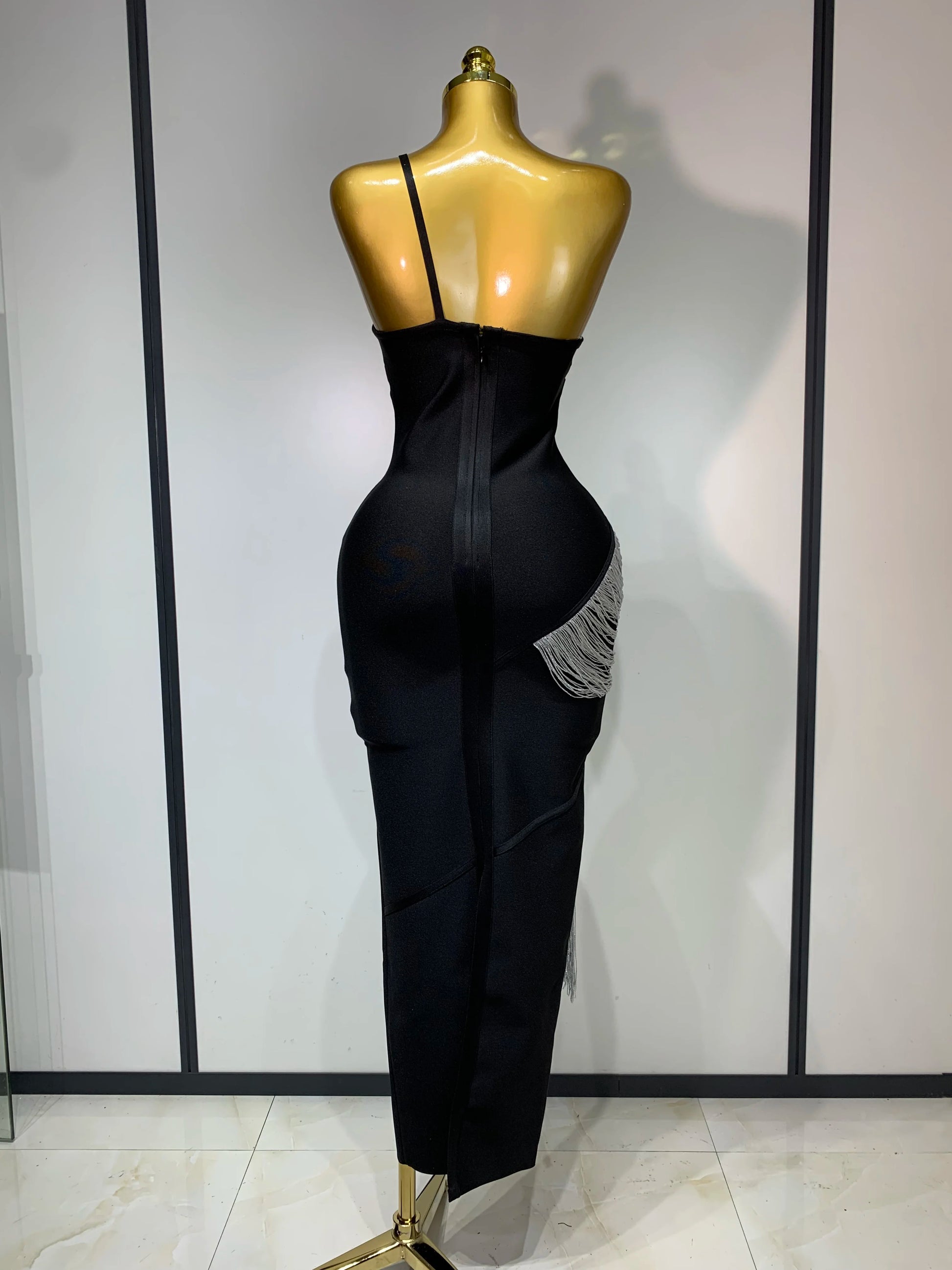 Women's Black Sleeveless Bodycon Dress with Silver Tassel Luxegan