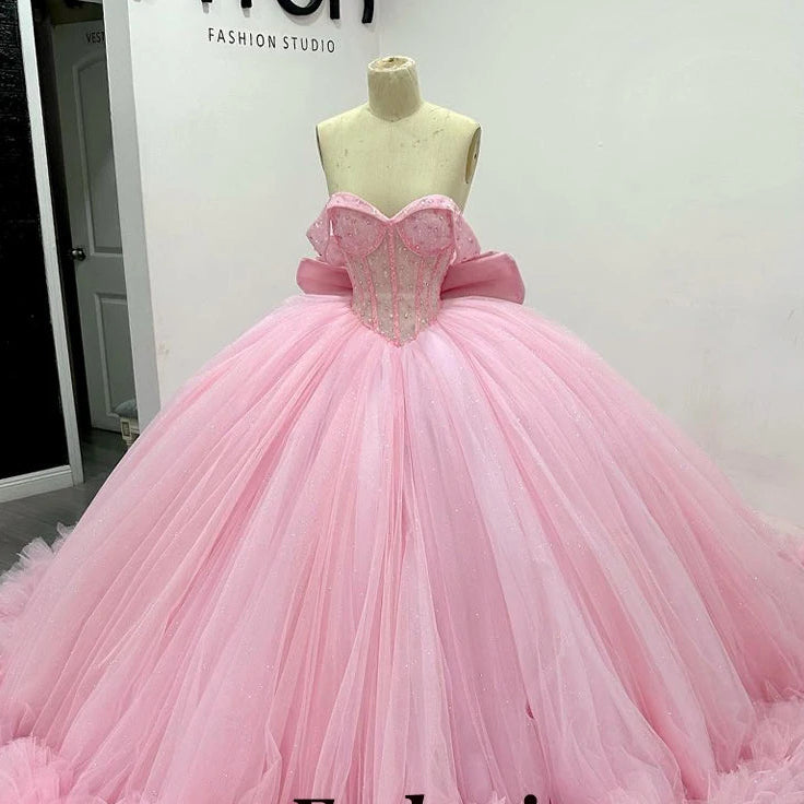 Exquisite Princess Sweetheart Quinceañera Ball Gown | Elegant Off-The-Shoulder Floral Applique Dress for Girls | Vintage Pleated Tulle Floor-Length Gala Gown | Custom Made Lace-Up Vestidos De 15 Quinceanera Luxegan