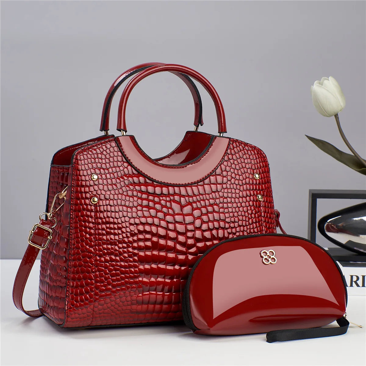Women's Big Capacity Shoulder Bag | Fashion Versatile Tote & Classic Shopping Bag Luxegan