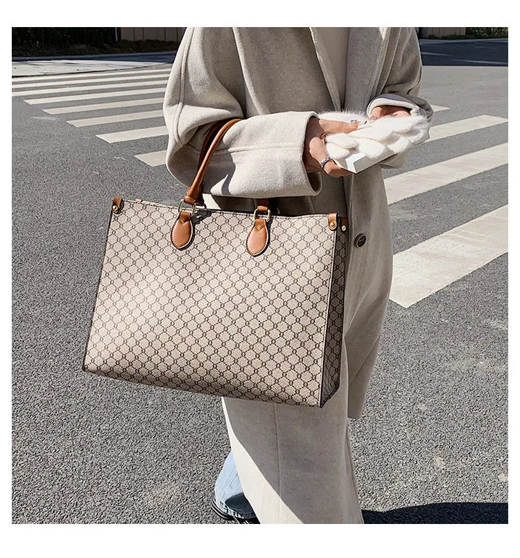 Retro European & American Large-Capacity Tote | Classic Letter Print PU Leather Shoulder Bag - view 5