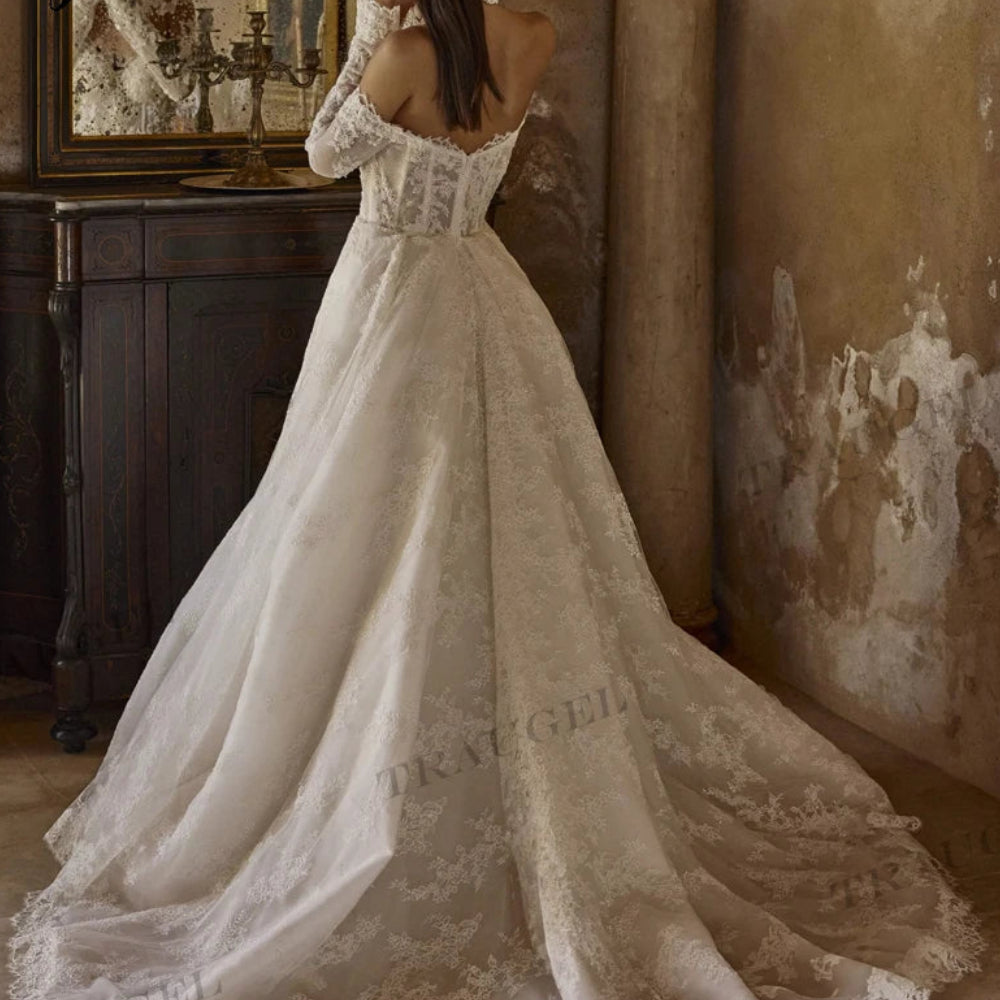 Romantic Sweetheart Lace A-Line Wedding Dress | Vintage Long-Sleeve Backless Bridal Gown | Full-Sleeve Cotton Voile Classic Court Train Dress Luxegan