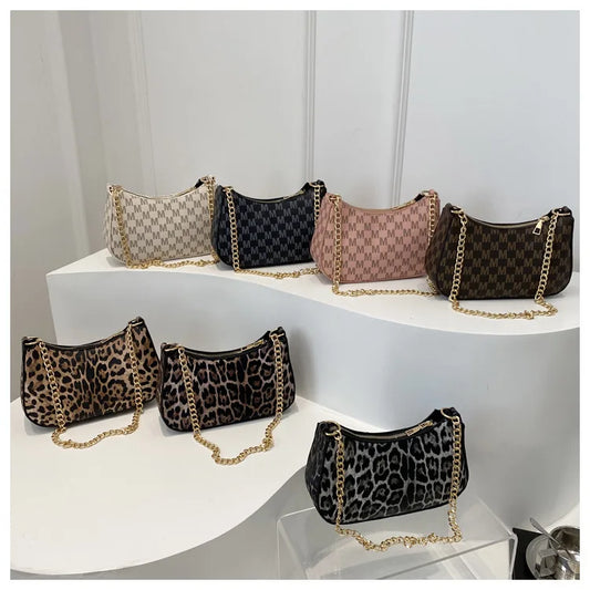 Vintage Style Square Handbag | Crossbody Bag with Adjustable Strap & Women's Messenger Shoulder Bag (Sophisticated Accessory Tote Bag Purse) Luxegan