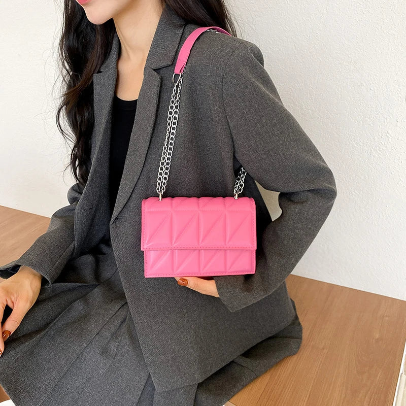 Designer Fashion Women Shoulder Bag | Ladies PU Leather Handle Handbag | Chain Strap Crossbody Bag (Vintage Pillow Shape) Luxegan