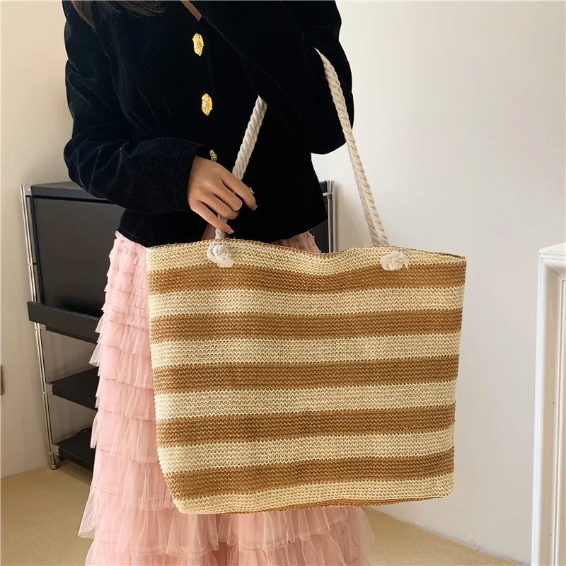 Color-Contrast Straw Shoulder Bag | Sophisticated Large Capacity Beach Handbag | Elegant Summer Daily Tote | "Dignified" Hard-Shell Woven Purse for Versatile Seasonal Styling Luxegan