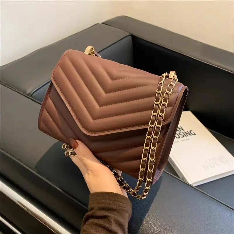 Women's One Shoulder Fashion Retro Small Square Bag | Crossbody Handbag Minimalist Style Women's Chain Bag Suitable for Travel Luxegan