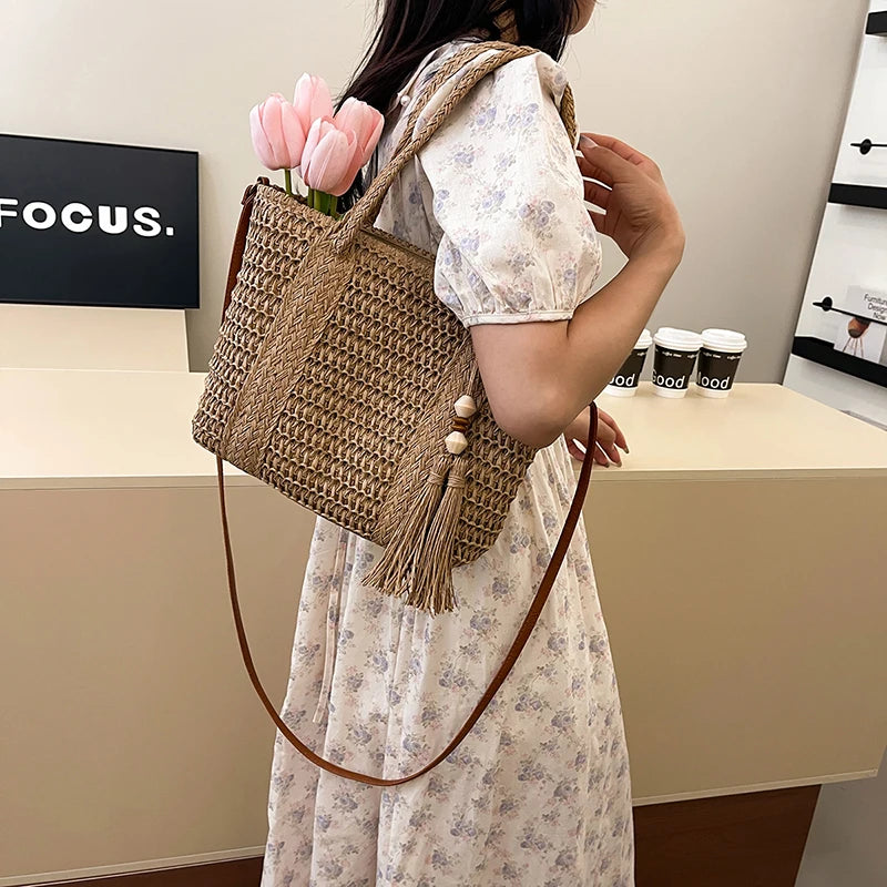 New Fashionable Straw Women's Bag | Elegant & Trendy Satchel Shoulder Bag Luxegan
