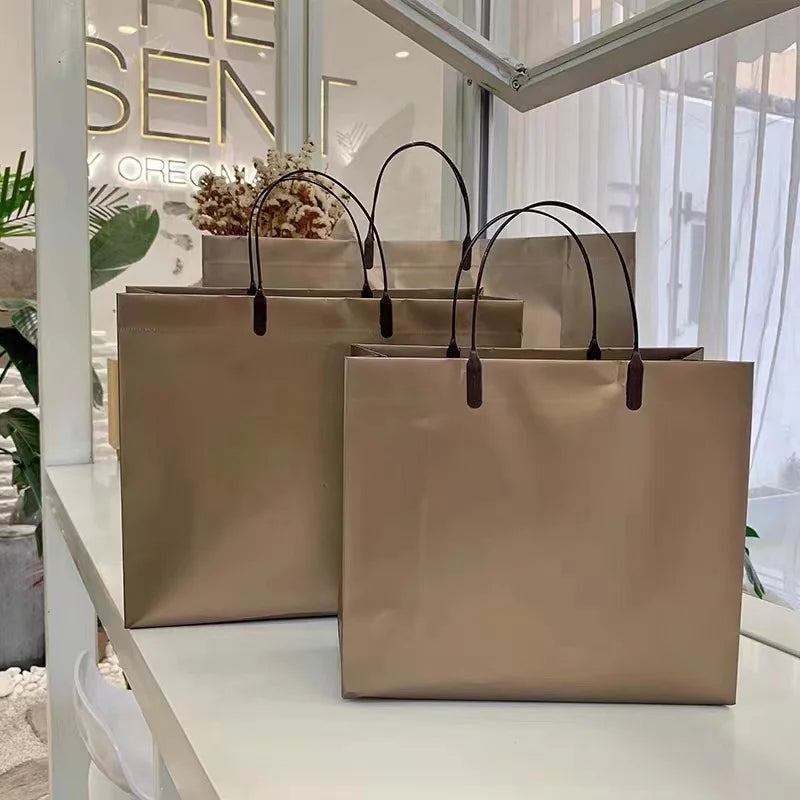 Custom Logo Promotional Gift Bags | 20-Piece Bulk Set for Shopping Mall Advertising | Personalized Wedding & Event Handbags | High-Quality Plastic Packaging (Model 9995) Luxegan