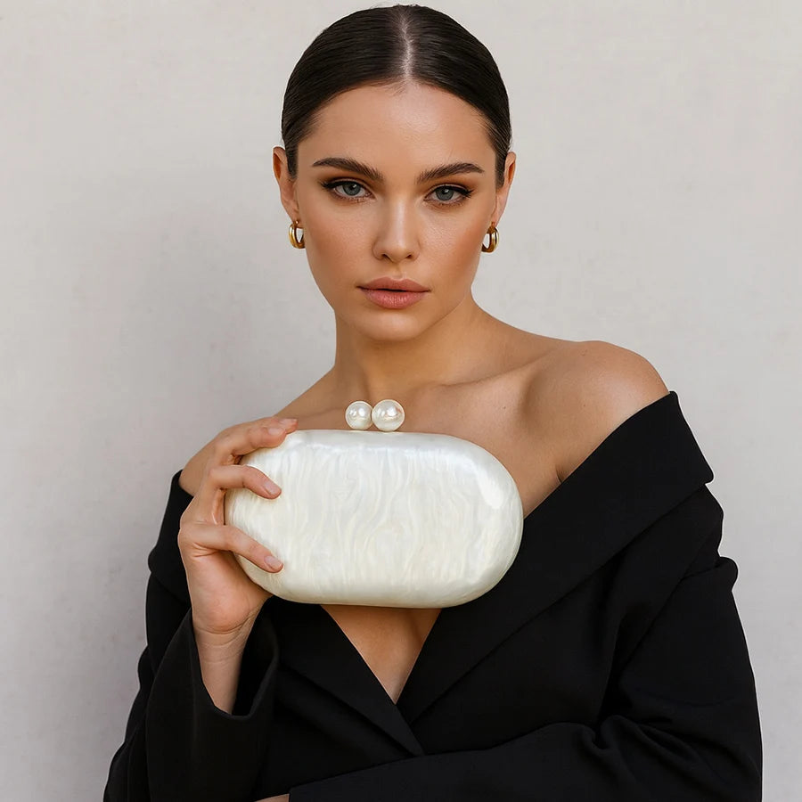Novelty Oval Shell Shaped Clutch | Sophisticated "Pearlescent" Silhouette | Elegant Acrylic Long Chain Shoulder Bag | "Dignified" High-Performance Banquet Essential for Radiant Versatile Styling Luxegan