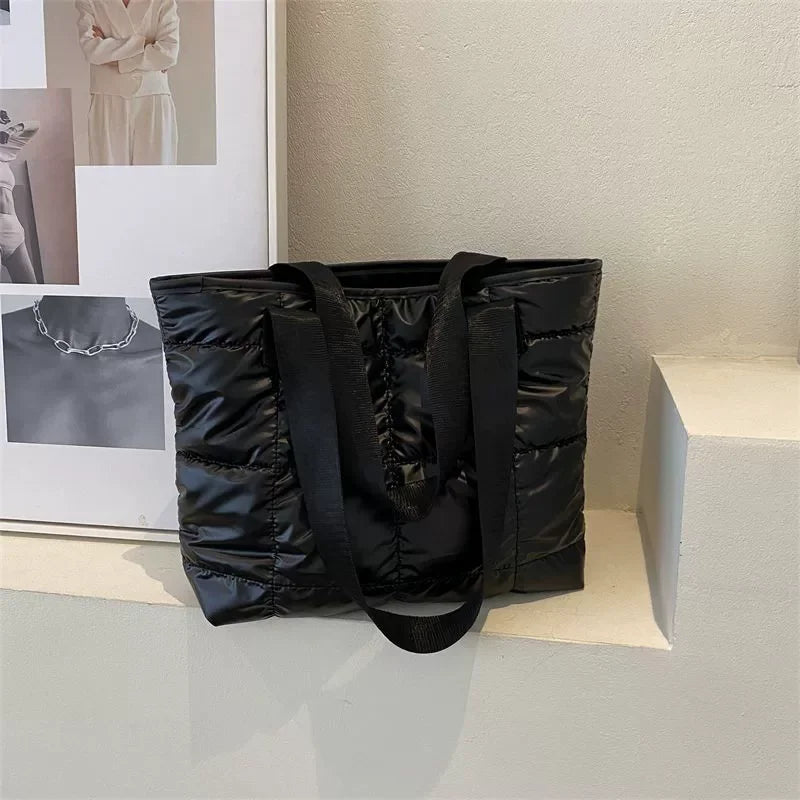 Stylish Single Shoulder Bag | Solid Color Zipper Closure Luxegan