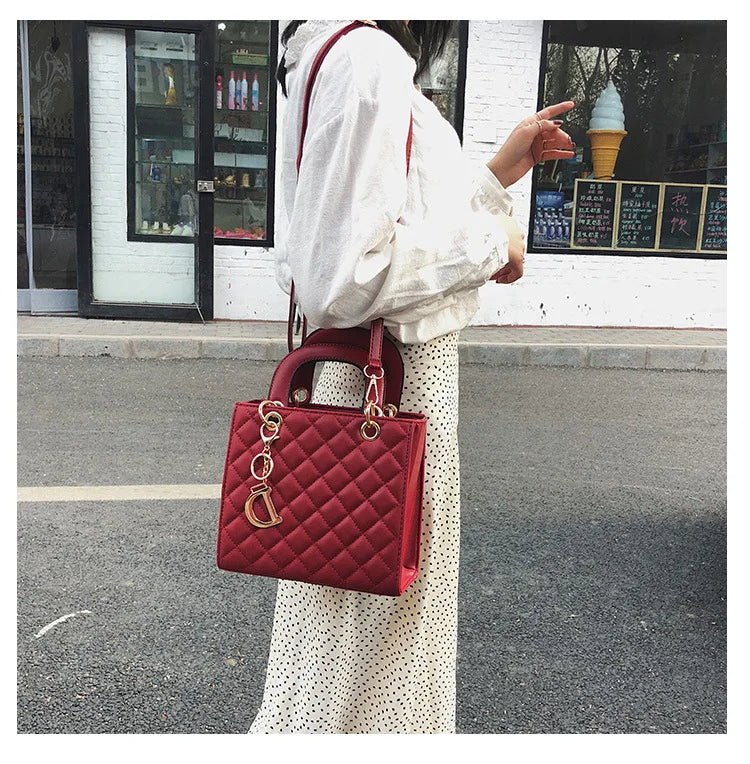 Luxury Lingge Chain Tote Bag | Women's Fashion Shoulder & Crossbody Handbag Luxegan