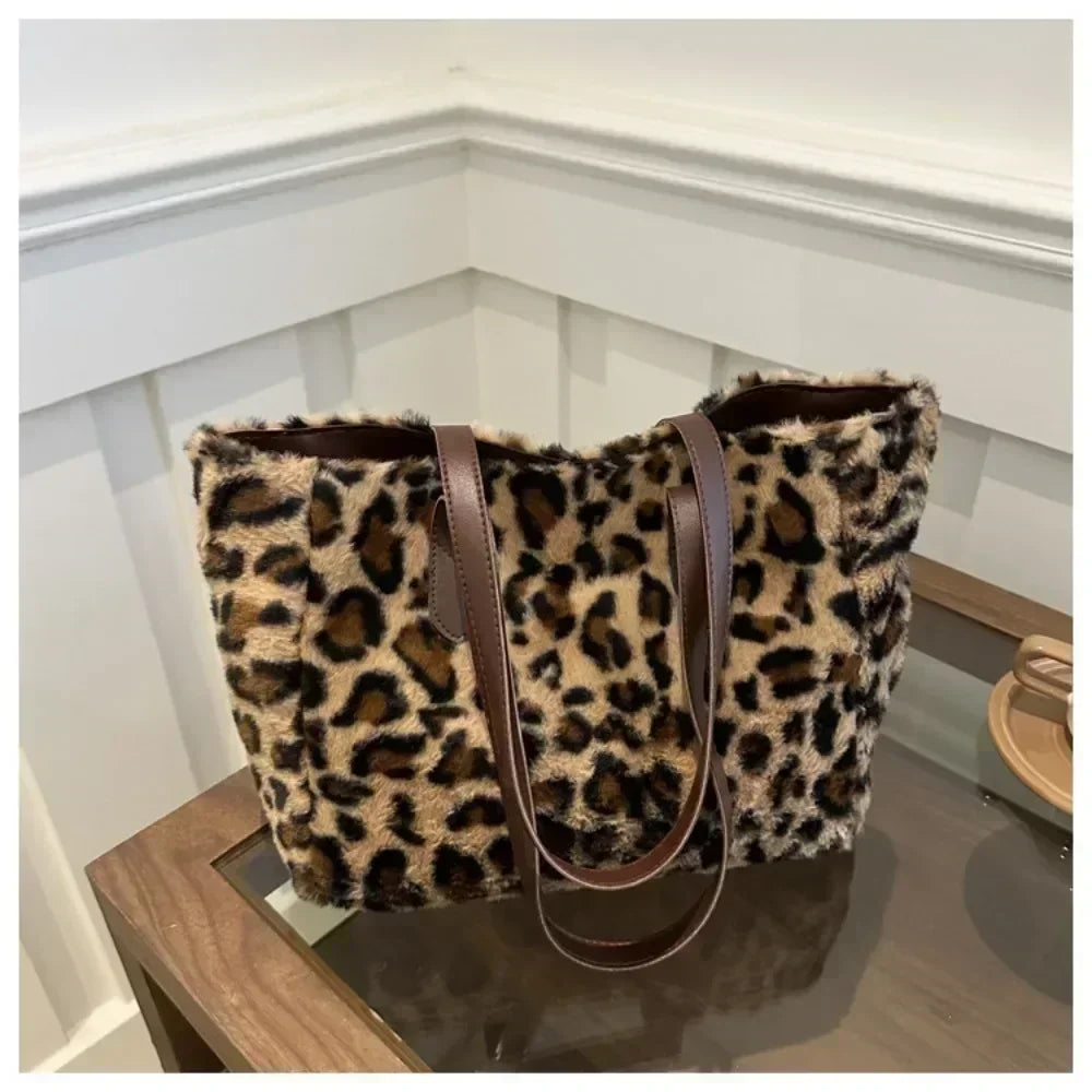Winter Fashion Leopard Print Plush Women's Bags | Versatile Casual Trendy Premium Texture Large Capacity Shoulder Handbag Luxegan