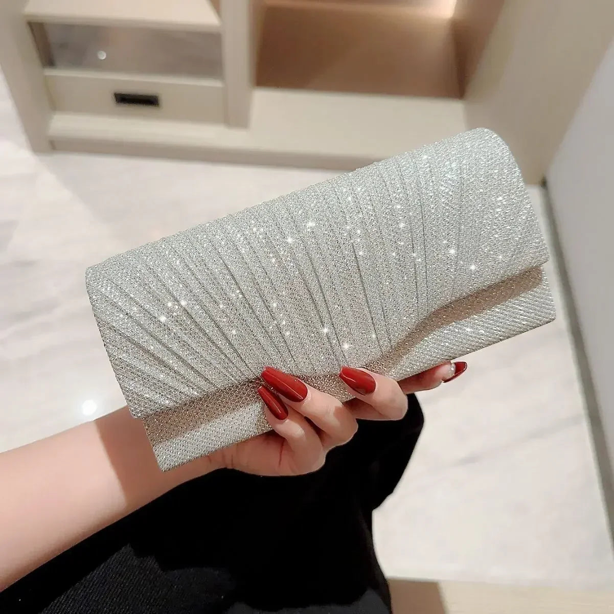 Elegant Glitter Silver Envelope Clutch | Fashion Hard-Shell Evening Bag with Flap Pocket | Luxury Party Handbag & Long Chain Shoulder Bag for Weddings Luxegan