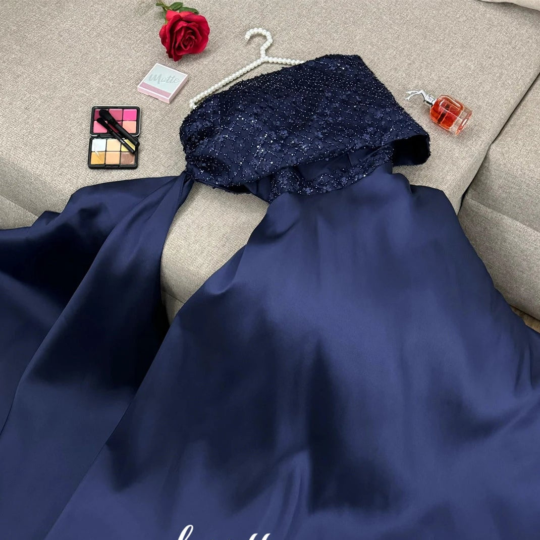 Women's Luxurious Dark Blue Evening Dress | Bead Embroidered Satin Cocktail Gown | Elegant Sweetheart Floor-Length Formal Party Dress | Premium Non-Woven Sleeveless A-Line Robe De Cocktail with Built-in Bra Luxegan