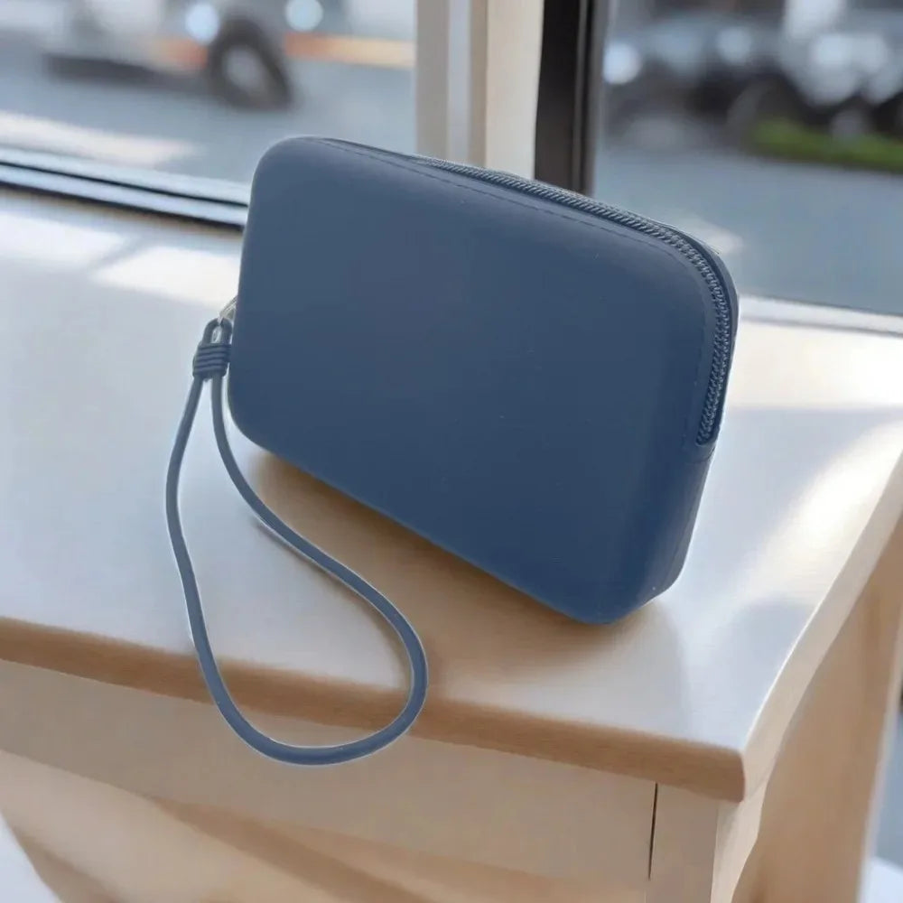 Silicone Solid Coin Purse | Zipper Waterproof Small Item Bag Luxegan