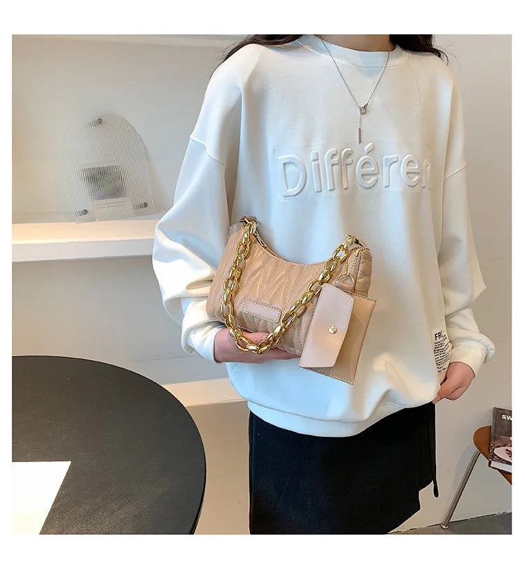 Quilted Ruched Crescent Shoulder Bag | Sophisticated England-Style Chain Handbag | Elegant Half-Moon Purse with Coin Pouch | "Dignified" Soft TPU Carryall for Versatile Daily Styling Luxegan