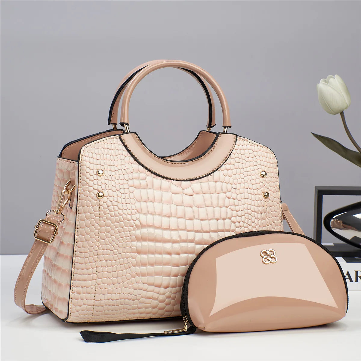 Women's Big Capacity Shoulder Bag | Fashion Versatile Tote & Classic Shopping Bag Luxegan