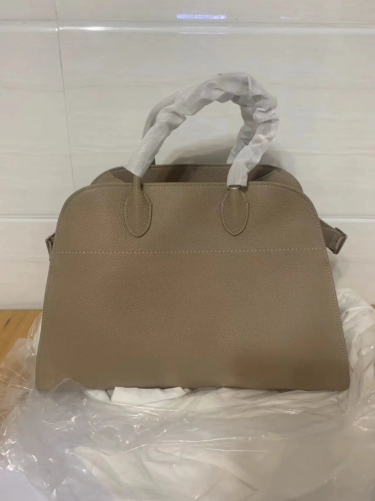 Handmade Natural Leather Large Capacity Handbag | Purely Crafted Soft & Odorless Shoulder Bag | Unisex Genuine Leather Casual Tote | Eco-Friendly Organic Cotton Lined Shopper Luxegan