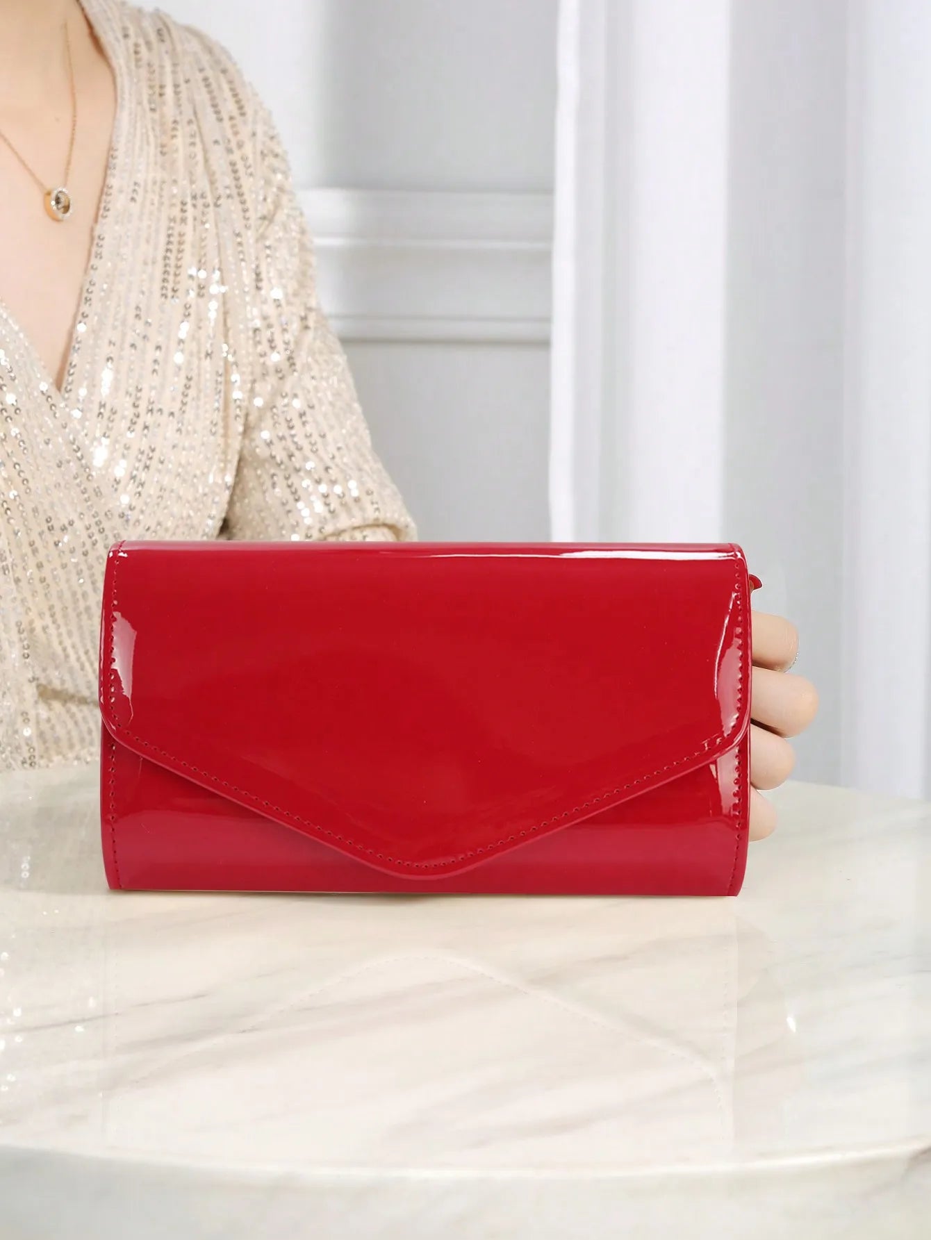 PU Leather Solid Clutch Bag | Hard Elegant Chain Crossbody Square Bag Luxegan