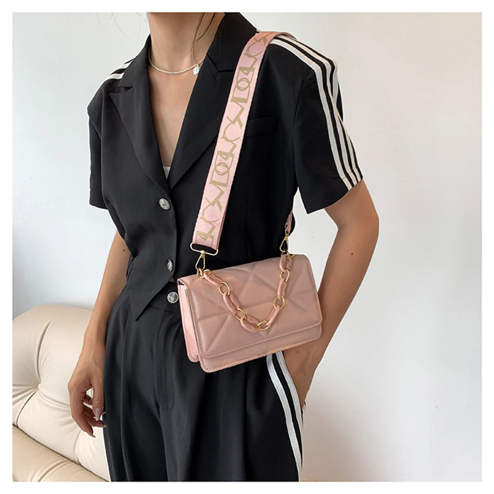 Winter Large Shoulder Bags for Women | Stone Pattern PU Leather Crossbody Bags & Brand Pink Tote Handbags (Chains Shopper Clutch Purse) Luxegan