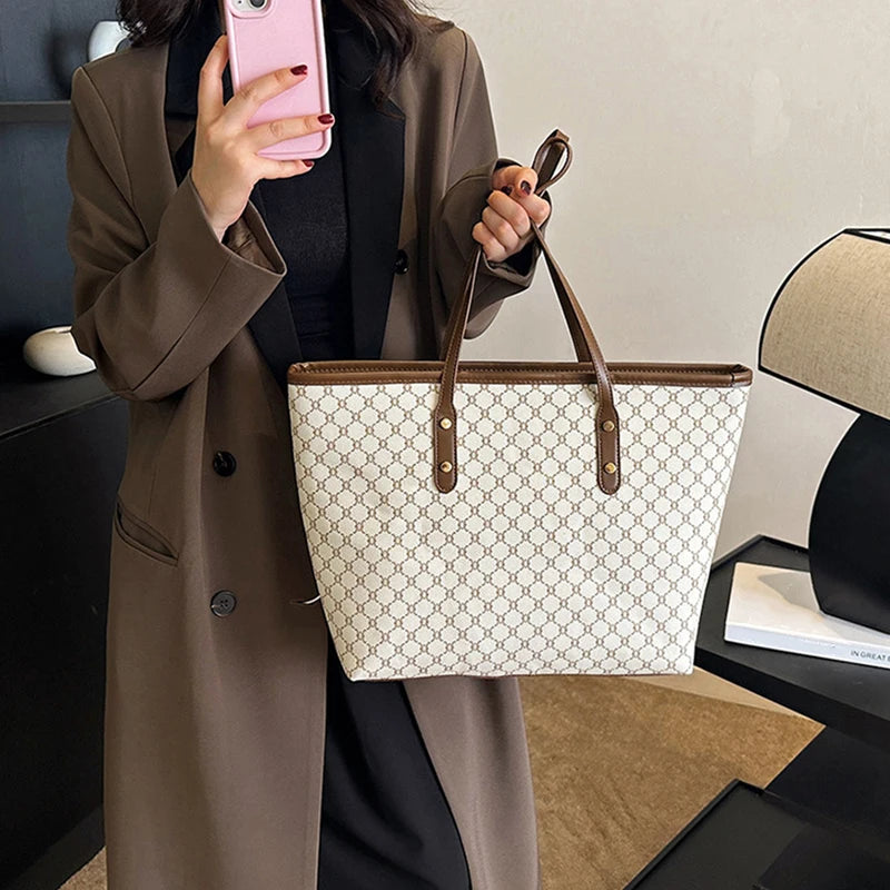 Large Capacity Shoulder Bag for Women | PU Leather Handbag for Commuting & Casual Use (Versatile Tote Bag, Geometric Pattern) Luxegan