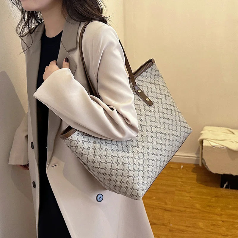 Large Capacity Shoulder Bag for Women | PU Leather Handbag for Commuting & Casual Use (Versatile Tote Bag, Geometric Pattern) Luxegan