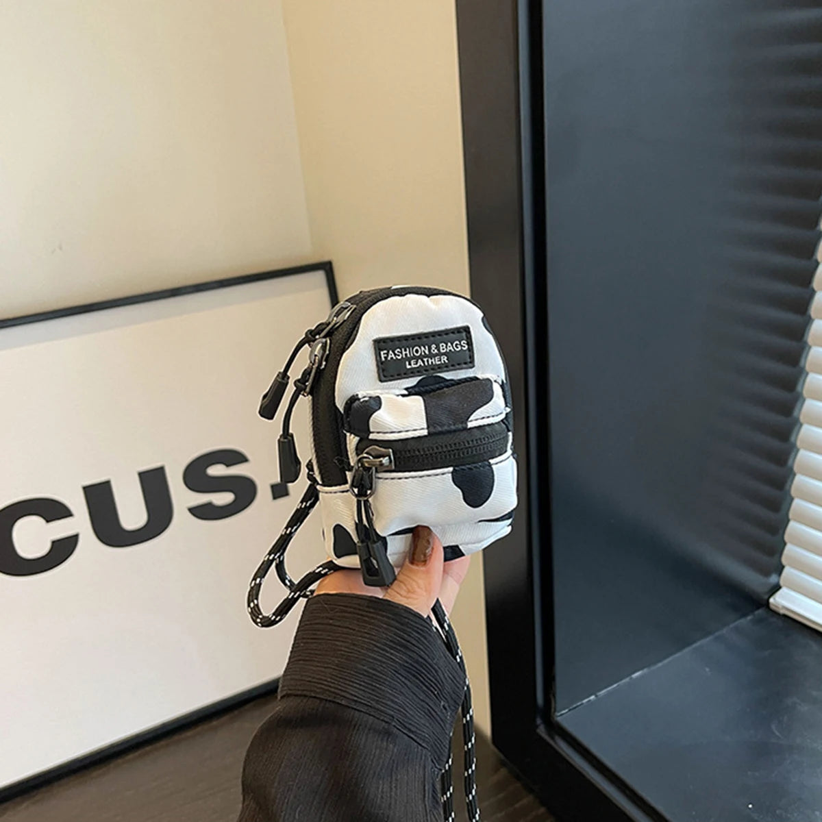 Fashionable Korean-Style Outdoor Coin Purse Luxegan