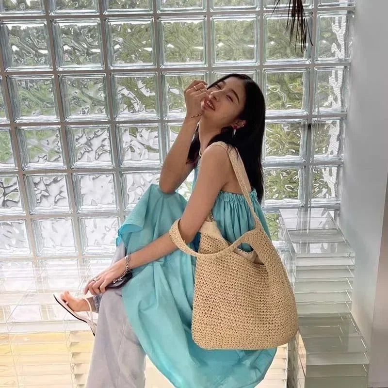 Women’s Fashion Straw Shoulder Bag | Large Capacity Paper Woven Handbag | Casual Summer Beach Tote with Zipper Closure | Minimalist Daily Straw Purse Luxegan