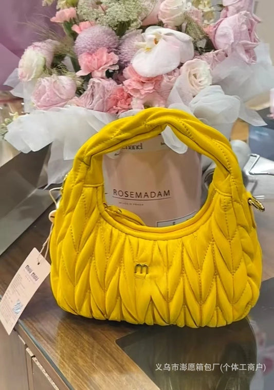 Genuine Leather Pleated Cloud Bag | Sophisticated "Crescent Hobo" Silhouette | Vintage Underarm Shoulder & Crossbody Handbag | "Dignified" High-Performance Leather Essential for Radiant Versatile Styling Luxegan