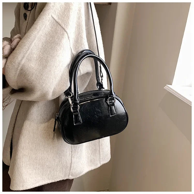 Retro Small Bag | New Autumn/Winter Messenger & Square Sling Bag Luxegan