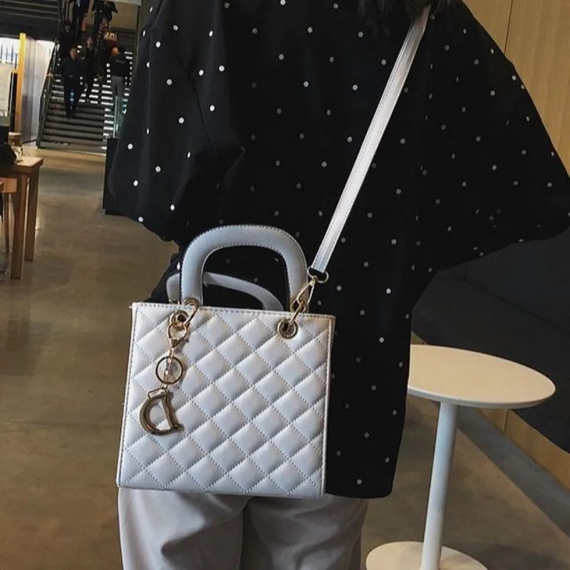 Luxury Lingge Chain Tote Bag | Women's Fashion Shoulder & Crossbody Handbag Luxegan