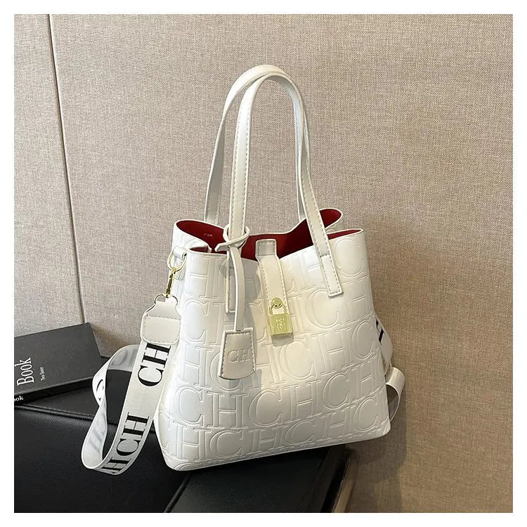 Women's New Large-Capacity Bucket Bag | Winter Fashion Letter Printing Temperament Versatile Messenger Bag Luxegan