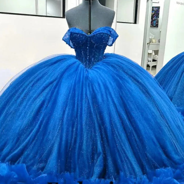Exquisite Princess Sweetheart Quinceañera Ball Gown | Elegant Off-The-Shoulder Floral Applique Dress for Girls | Vintage Pleated Tulle Floor-Length Gala Gown | Custom Made Lace-Up Vestidos De 15 Quinceanera Luxegan